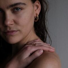 Cutted oorbellen verguld