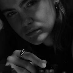 Alike ring