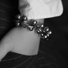 Molecule Armband
